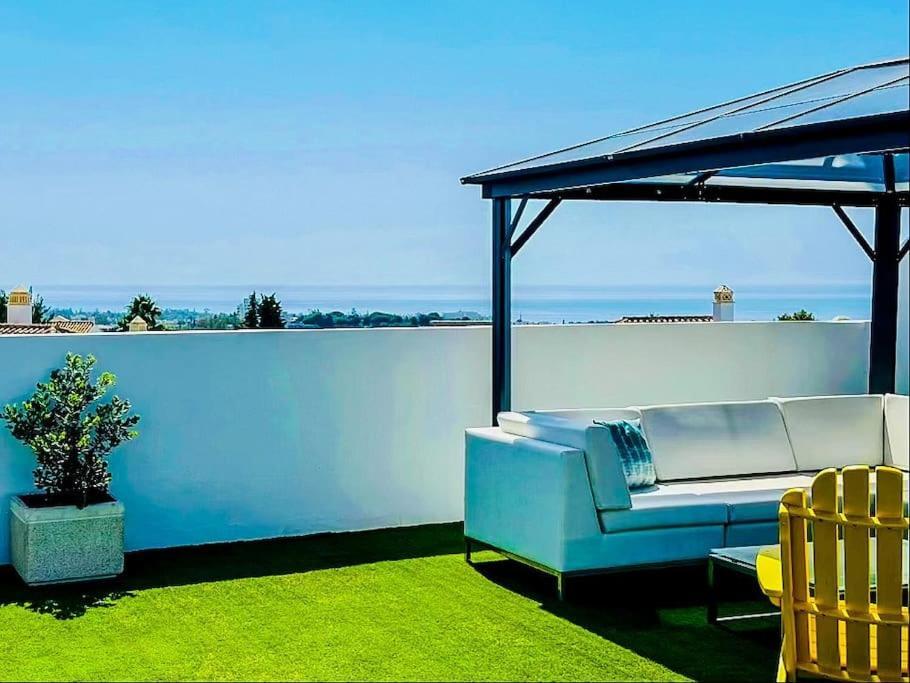דירות אסטפונה Oceanview Luxury Penthouse מראה חיצוני תמונה